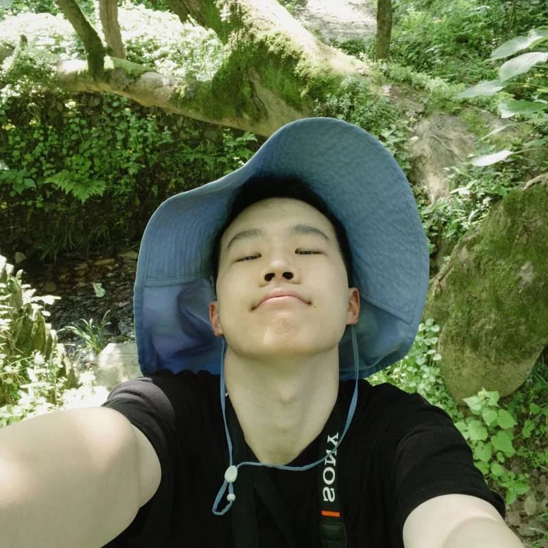 Portrait of Bowen Xu